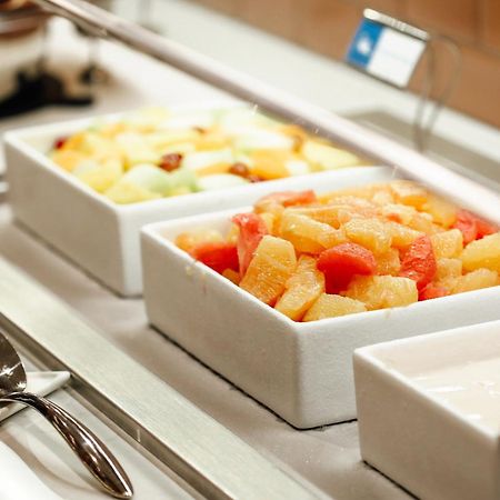 Hyatt House Boston Waltham Hotel Bagian luar foto